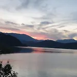 Villa Villa Lake *