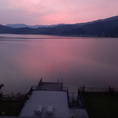 Villa Villa Lake